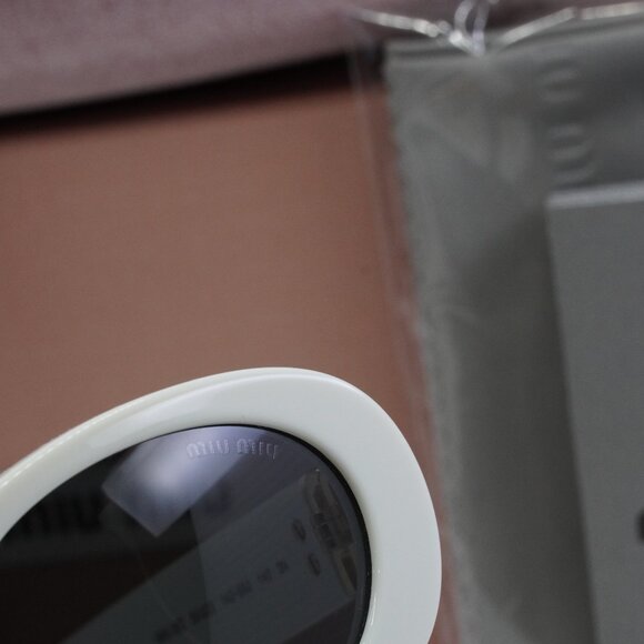 Final Price! Miu Miu MU06ZS 1425S0 White Grey Sunglasses main image 10